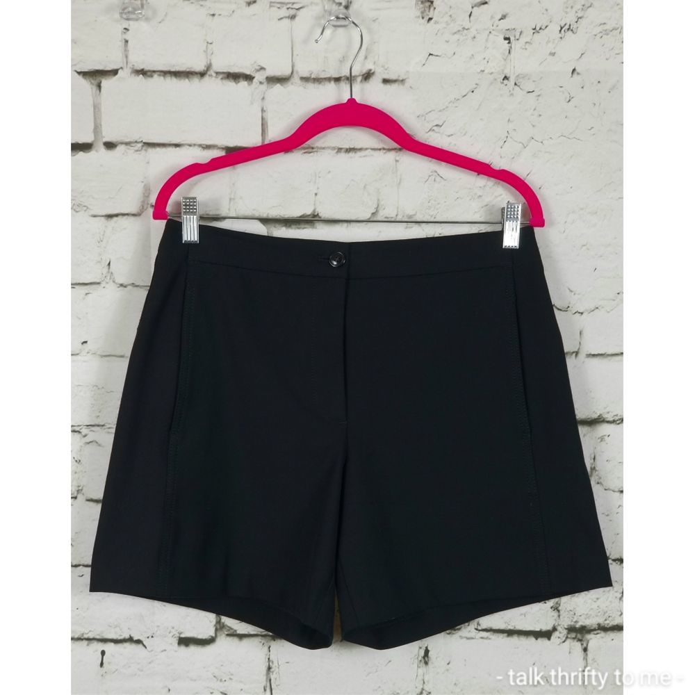 ANN TAYLOR | Flat Front Shorts Size 6